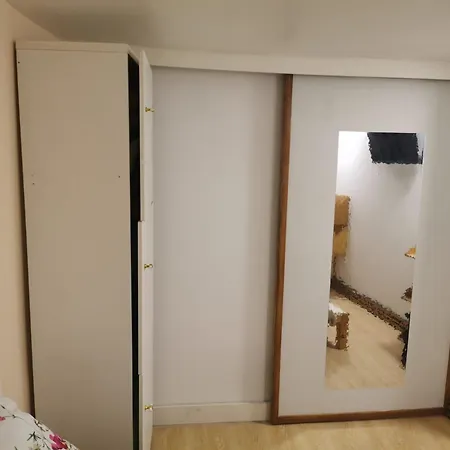 Mouros * Лісабон